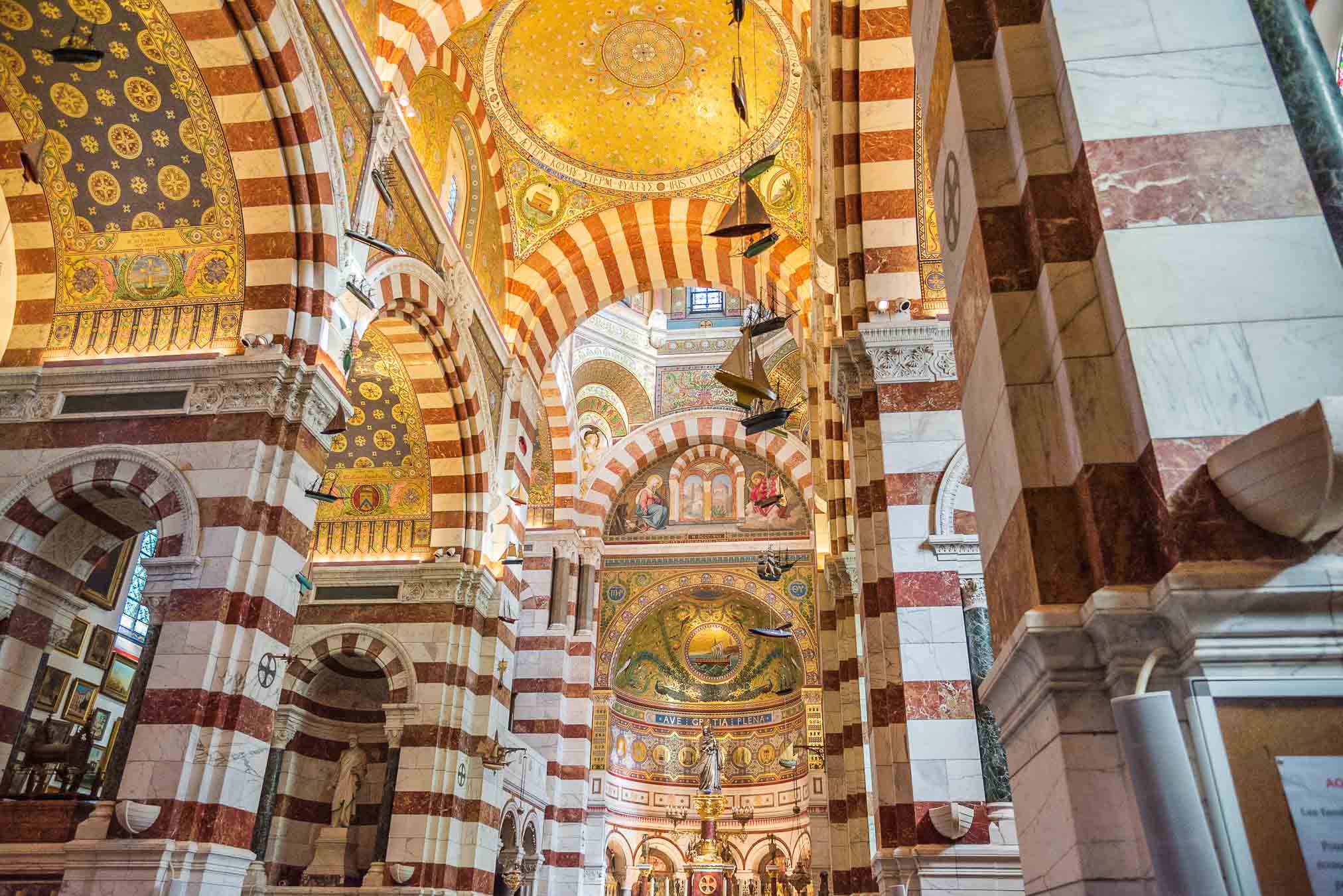 プロヴァンス 》ブルーダルジャン・ジャポンの南仏ブログ